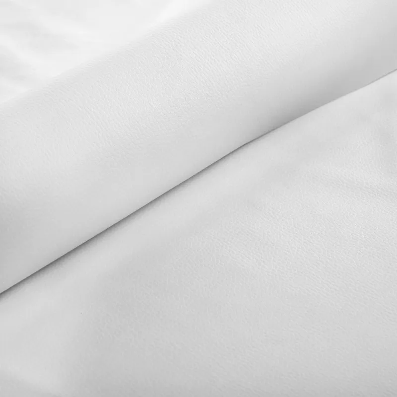 Repose-pieds blanc en simili-cuir pour un style moderne