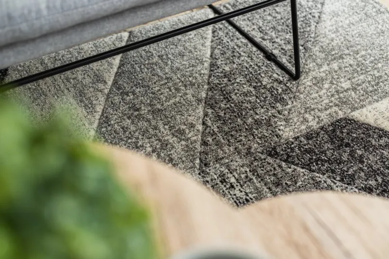 Dywan FEEL 5673/16811 JODEŁKA szary / antracyt / krem