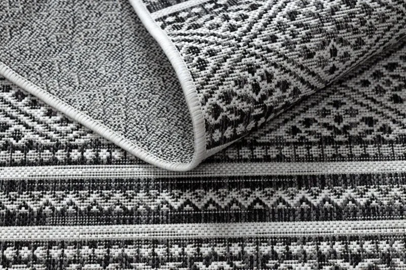 Tapis SISAL SION ZIGZAG, Diamants Boho 22168 tissé à plat noir / ecru
