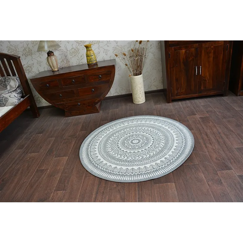 Tapis rond en sisal, un ajout élégant à tout intérieur