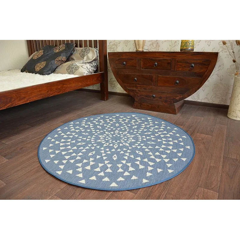 Tapis en sisal à texture lisse, idéal pour la chambre à coucher