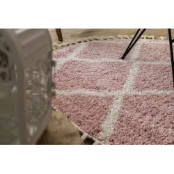 Tapis shaggy doux en teintes roses, parfait pour les chambres ou salons