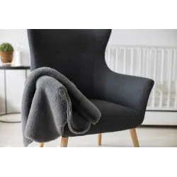 Tapis NEW DOLLY avec texture douce, parfait pour les chambres ou salons