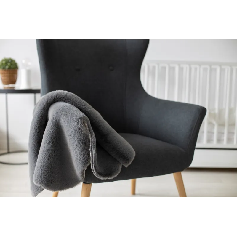 Tapis NEW DOLLY avec texture douce, parfait pour les chambres ou salons