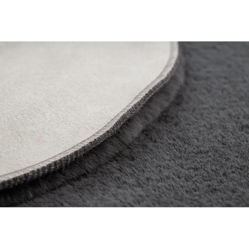 Tapis NEW DOLLY comme élément décoratif élégant pour jardin ou terrasse