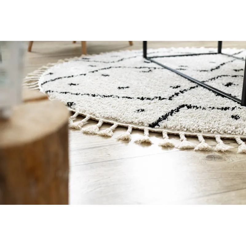 Tapis shaggy avec motif marocain, parfait pour le salon