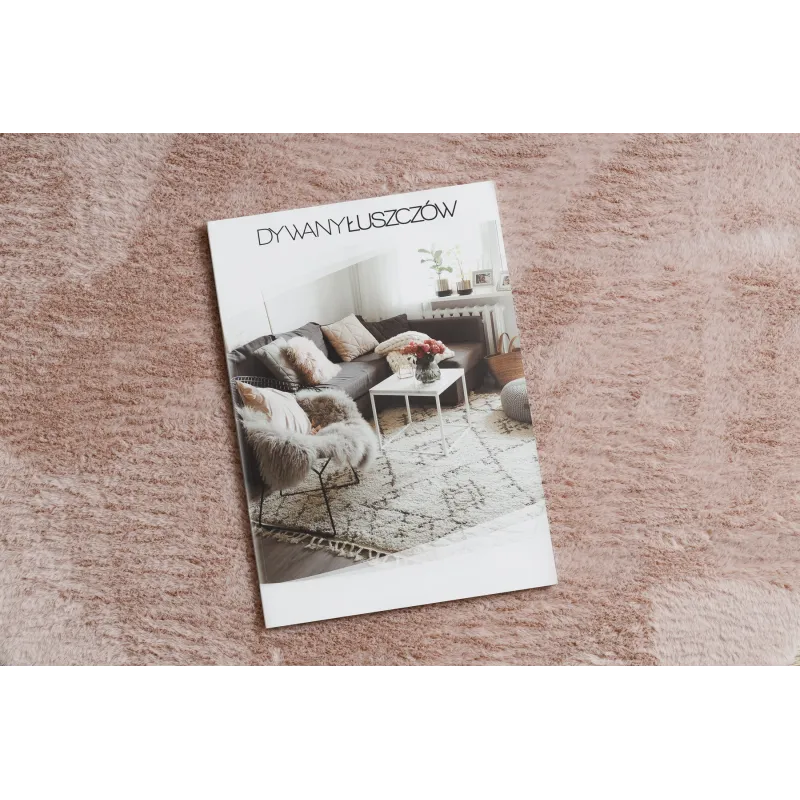 Tapis avec texture douce, idéal pour la chambre d'enfants
