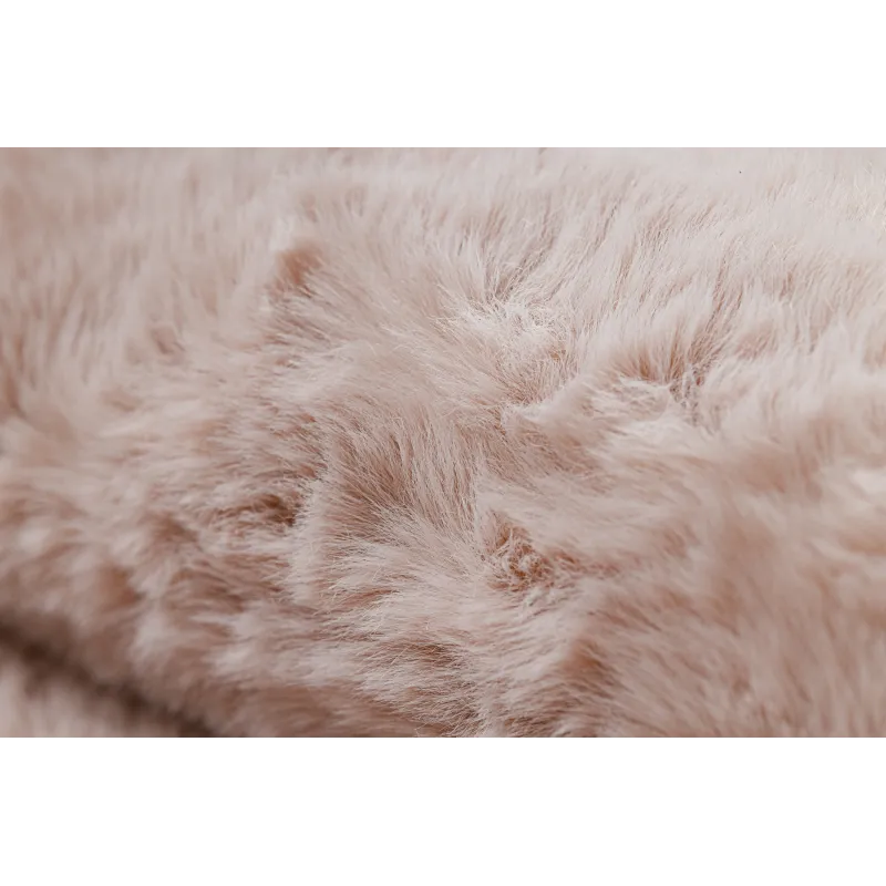 Tapis shaggy élégant, idéal pour des intérieurs modernes
