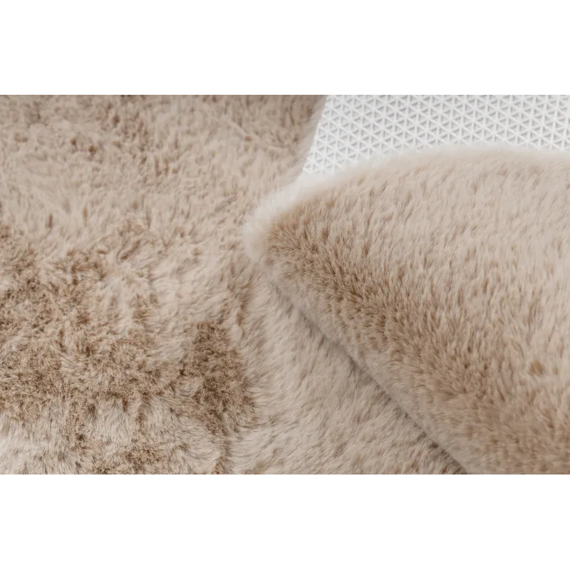 Tapis shaggy pratique, facile à nettoyer et à entretenir