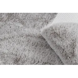 Tapis pratique, facile à nettoyer, idéal pour les familles avec enfants