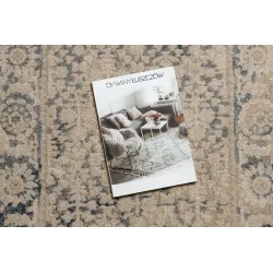 Tapis NAIN élégant en beige et bleu foncé