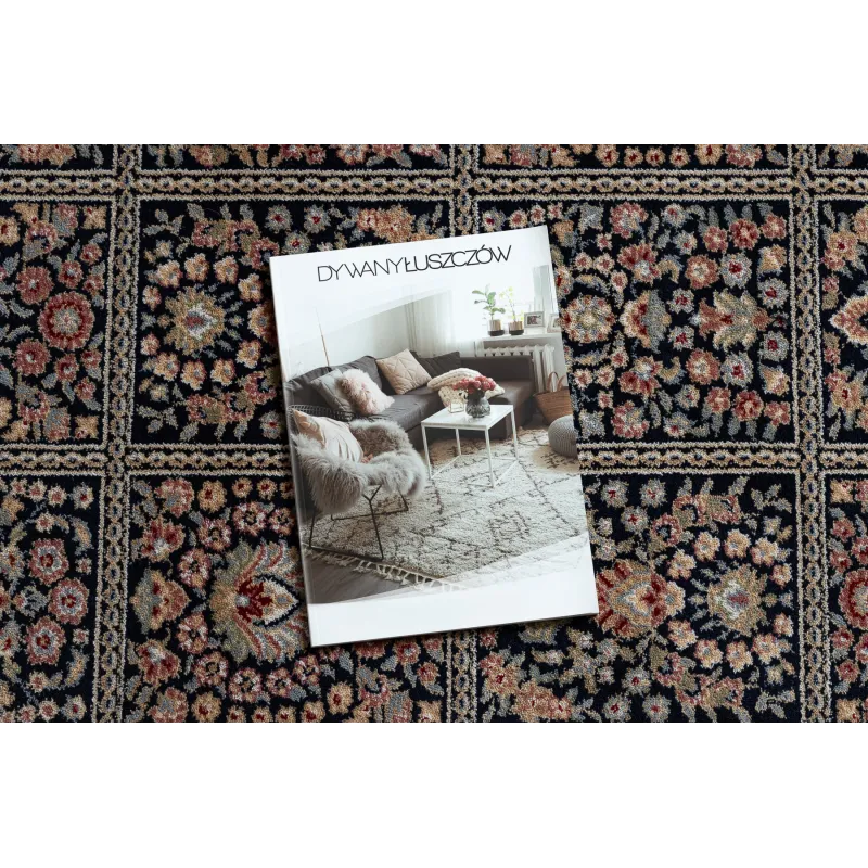 Tapis élégant bleu foncé avec des détails beiges, accessoire de maison