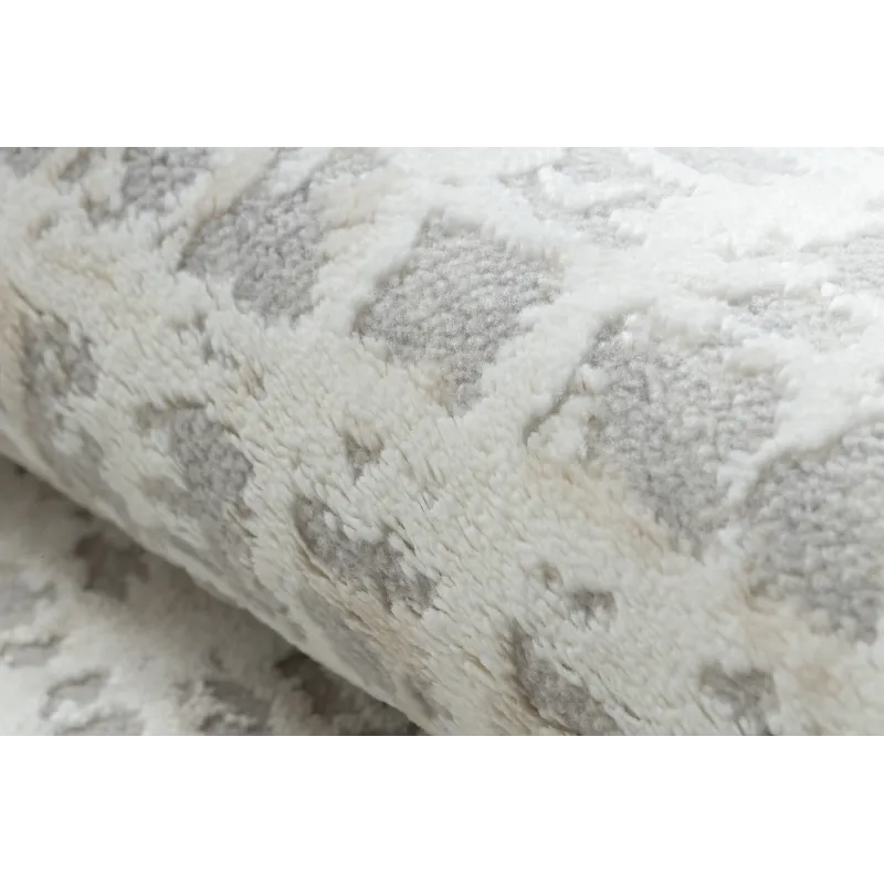 Tapis avec franges, parfait pour des intérieurs élégants, look moderne