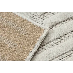 Tapis en sisal avec texture douce, parfait pour des espaces confortables