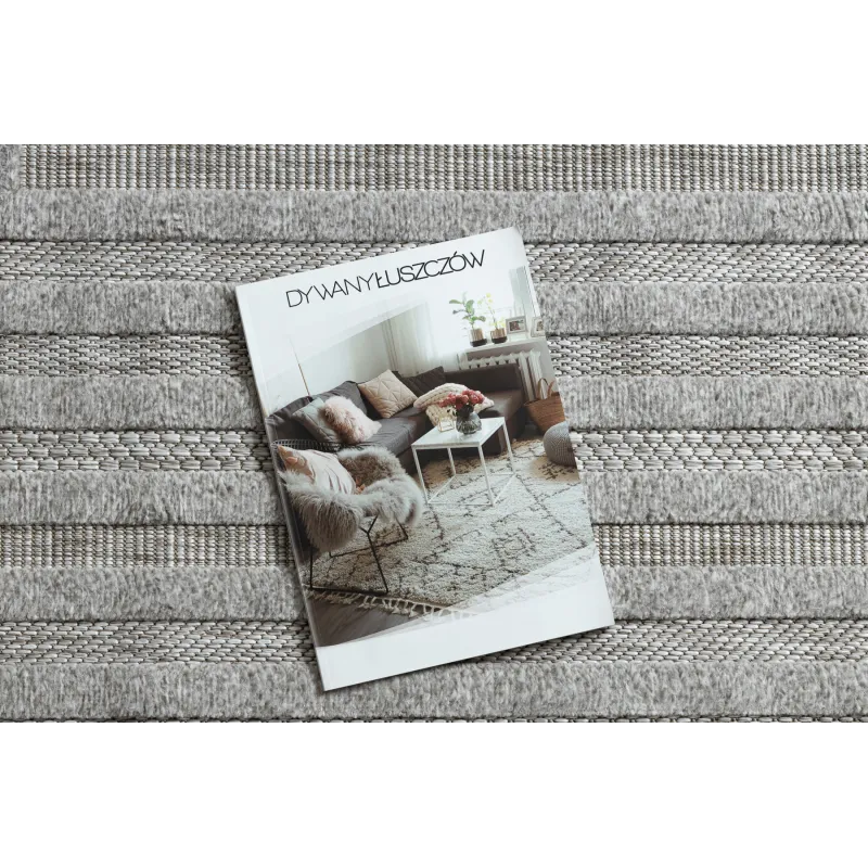 Tapis SANTO gris, idéal pour embellir un salon contemporain