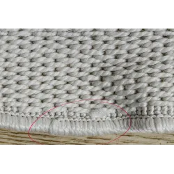 Tapis TIMO 5979 en blanc, parfait pour le jardin et la terrasse