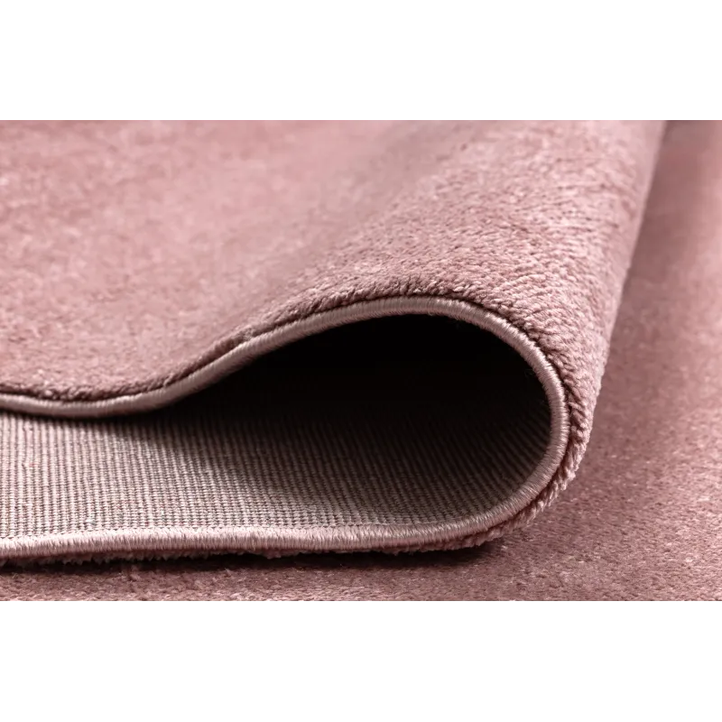 Tapis SOFTY rose, parfait pour le jardin ou la chambre d'enfants