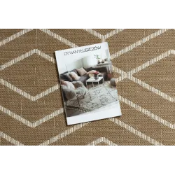 Tapis sisal de style géométrique en beige naturel, parfait pour la décoration moderne