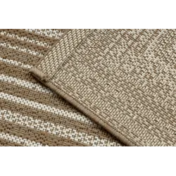 Tapis sisal avec texture naturelle, parfait pour des espaces chaleureux