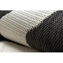 Tapis polyvalent, s'adaptant à tous les styles d'intérieur