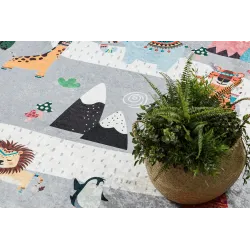 Tapis BAMBINO 2160, parfait pour le jardin ou la chambre d'enfants