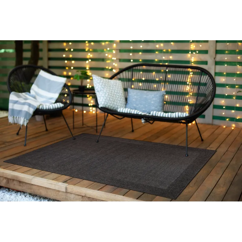 Tapis TIMO 5000, idéal pour les jardins et terrasses, durable et élégant