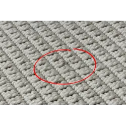 Tapis TIMO 5979 en sisal blanc, un ajout élégant pour l'extérieur