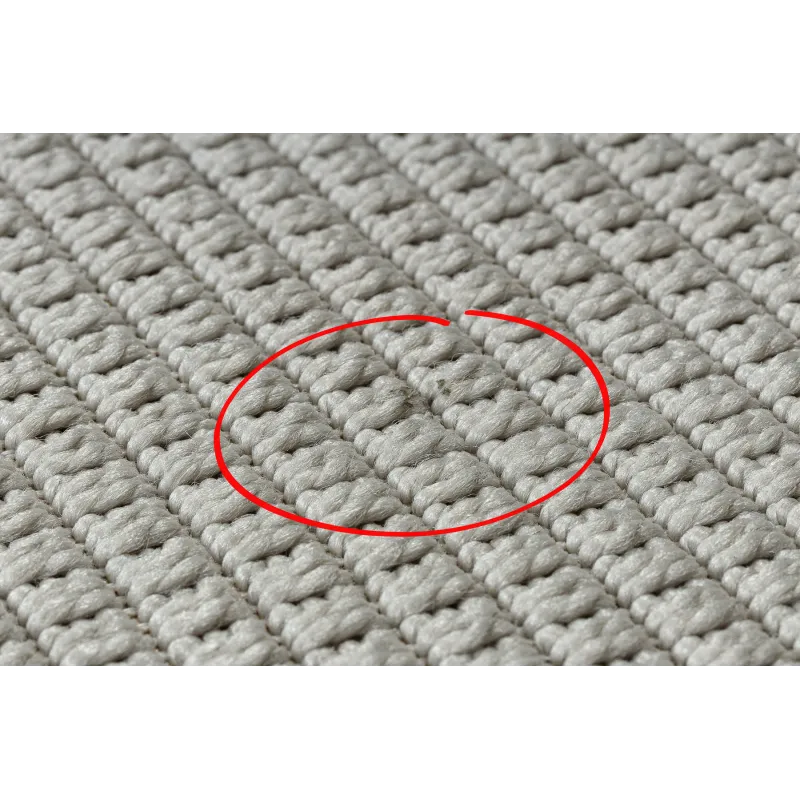 Tapis TIMO 5979 en sisal blanc, un ajout élégant pour l'extérieur