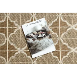 Tapis sisal élégant en beige, idéal pour les intérieurs modernes
