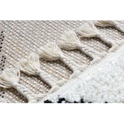 Le tapis BERBER CROSS blanc - choix fonctionnel pour tous les espaces