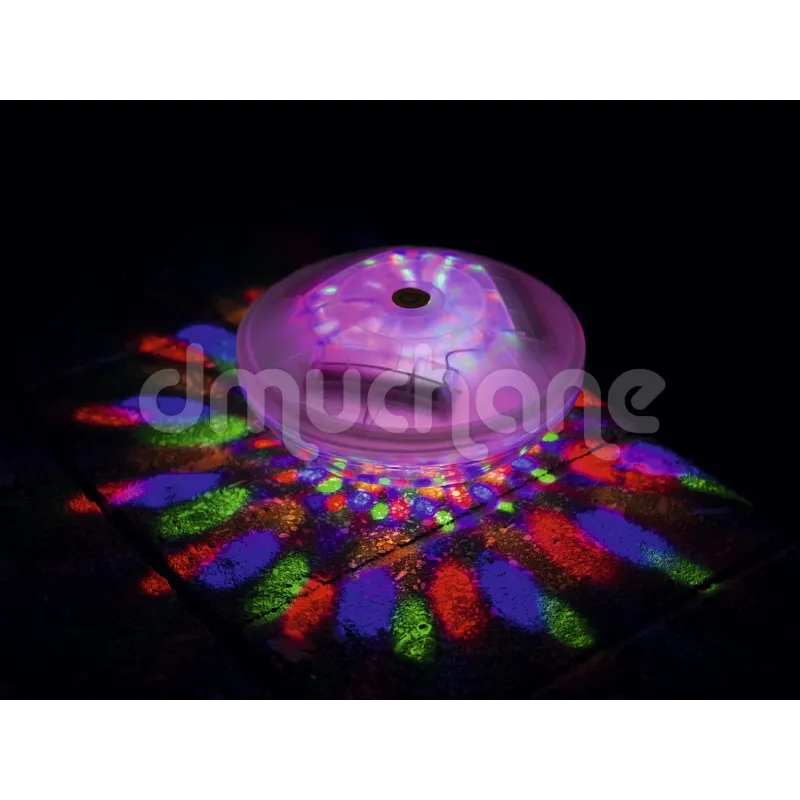 Lampe LED pour piscine Bestway 58419 idéale pour se détendre au bord de la piscine