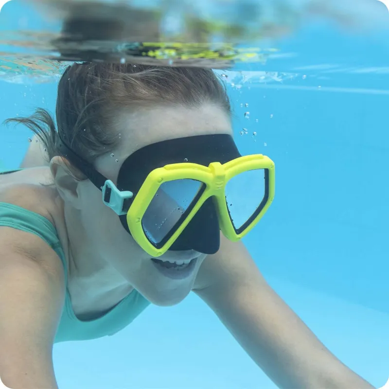 Masque de natation jaune élégant, parfait pour l'été