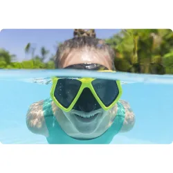 Masque de natation idéal pour les enfants, garantissant la sécurité dans l'eau