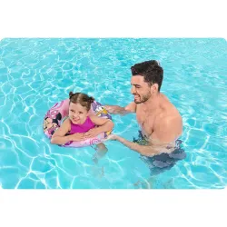 Minnie 56 cm bouée, parfaite pour s'amuser dans l'eau