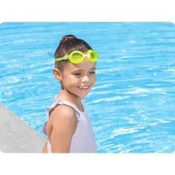 Lunettes de natation vertes, un excellent choix pour les enfants en été
