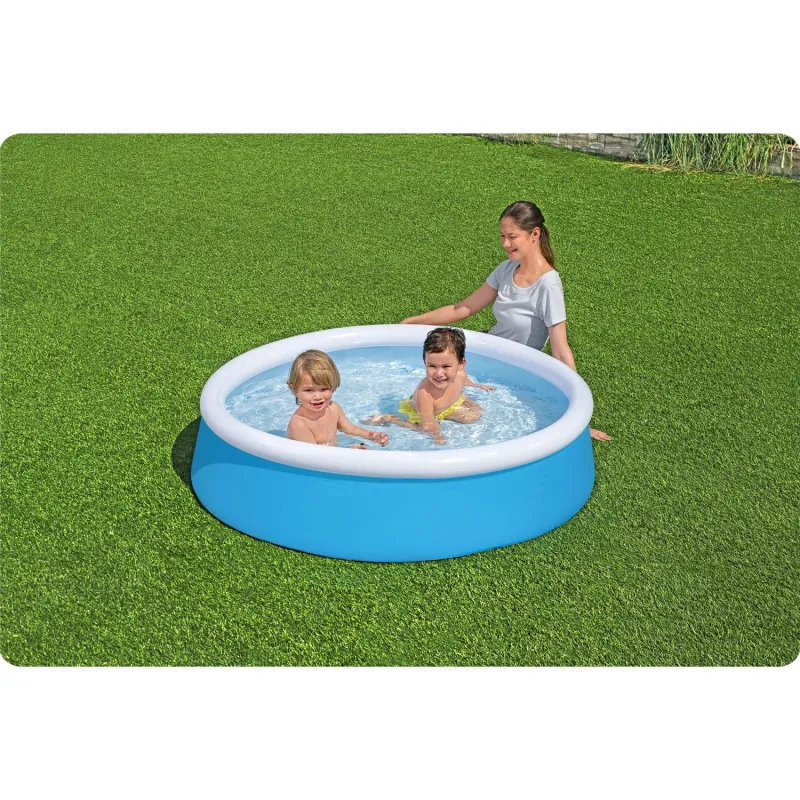 Piscine pour enfants offrant joie et fraîcheur lors des journées chaudes