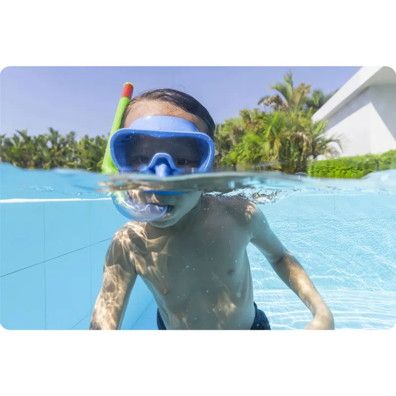 Ensemble de plongée bleu, parfait pour les activités aquatiques