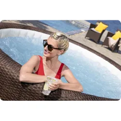 SPA Gonflable Lay-Z Bali avec sièges confortables pour 7 personnes