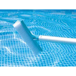 Idéal pour une utilisation au jardin, ensemble de nettoyage piscine INTEX 28003