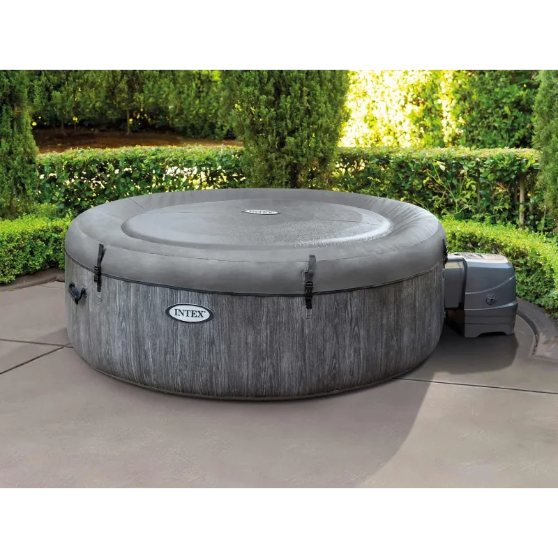 SPA gonflable élégant en bleu, parfait pour se détendre dans le jardin