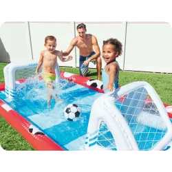 Centre de Jeux Arène Sportive Gonflable Intex 57147 coloré pour enfants dans le jardin