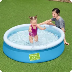 Piscine colorée et sécurisée pour enfants, idéale pour l'été