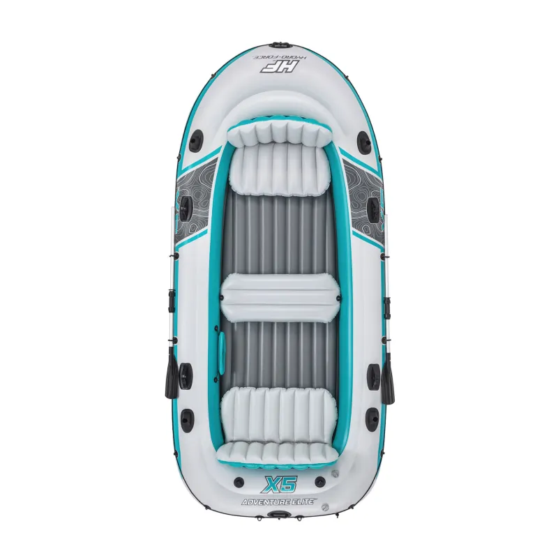Bateau gonflable adapté à toute la famille, parfait pour les sorties estivales