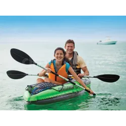 Kayak INTEX 68306, parfait pour des sorties en famille sur l'eau, pour deux personnes