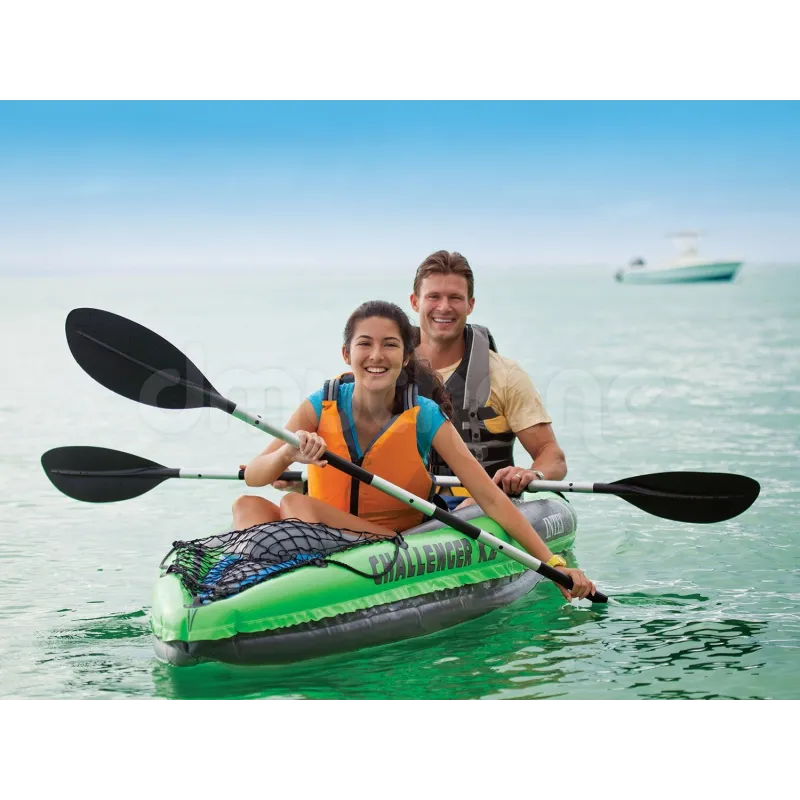 Kayak INTEX 68306, parfait pour des sorties en famille sur l'eau, pour deux personnes