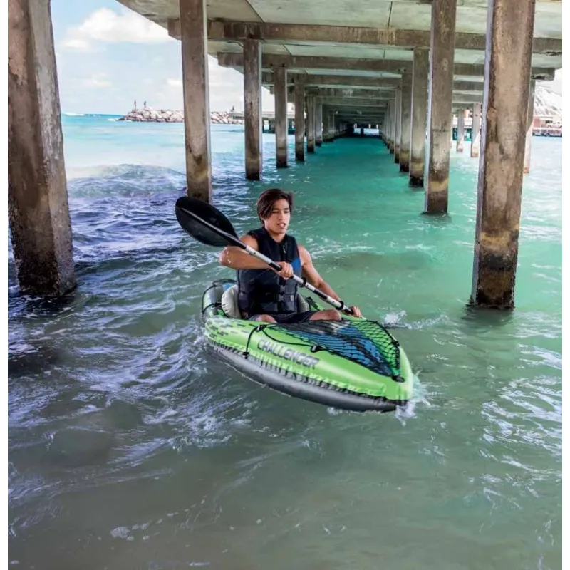 Kayak INTEX 68306, un excellent choix pour des aventures aquatiques estivales avec des amis